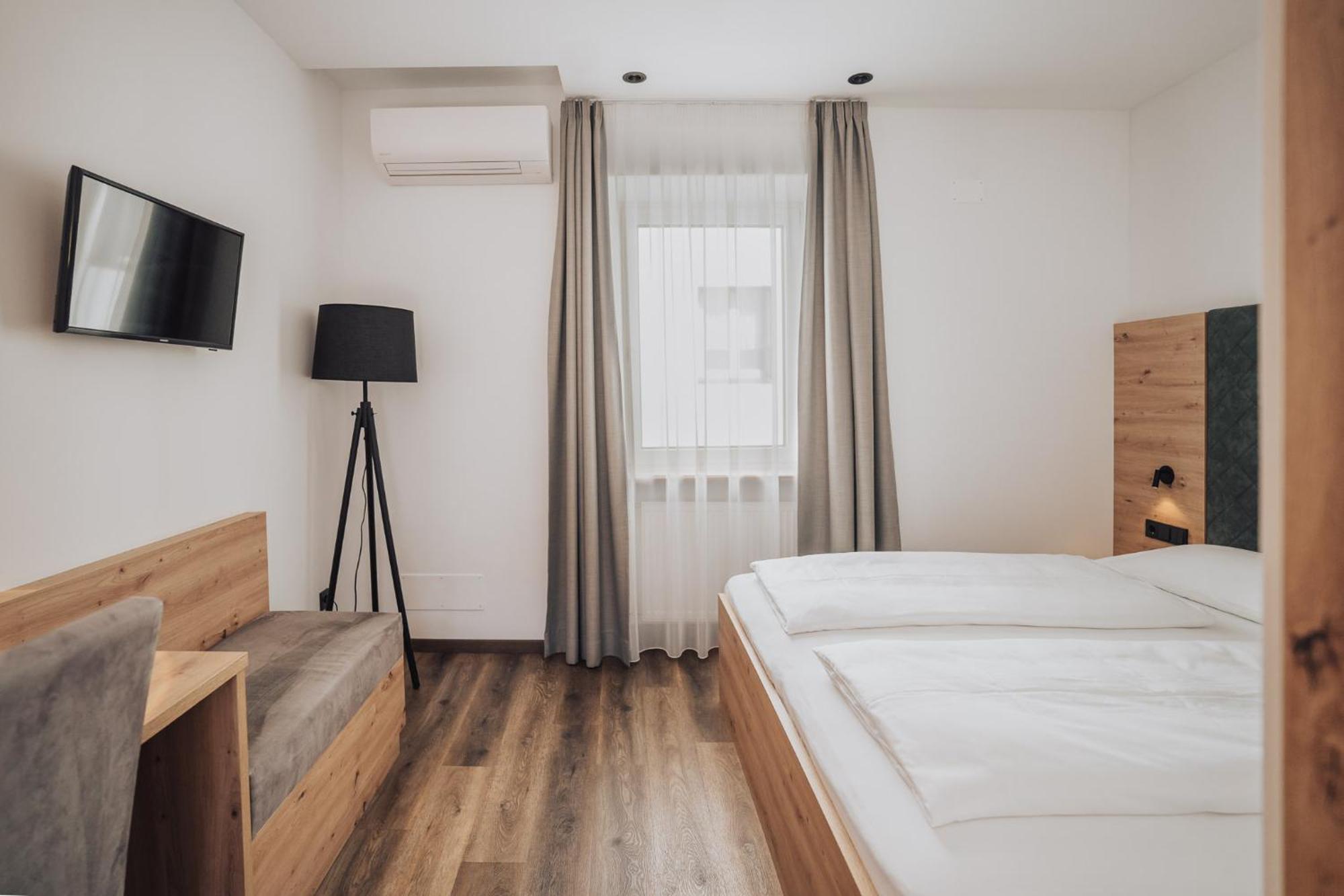 Feichter Hotel & Bistro โบลซาโน ภายนอก รูปภาพ